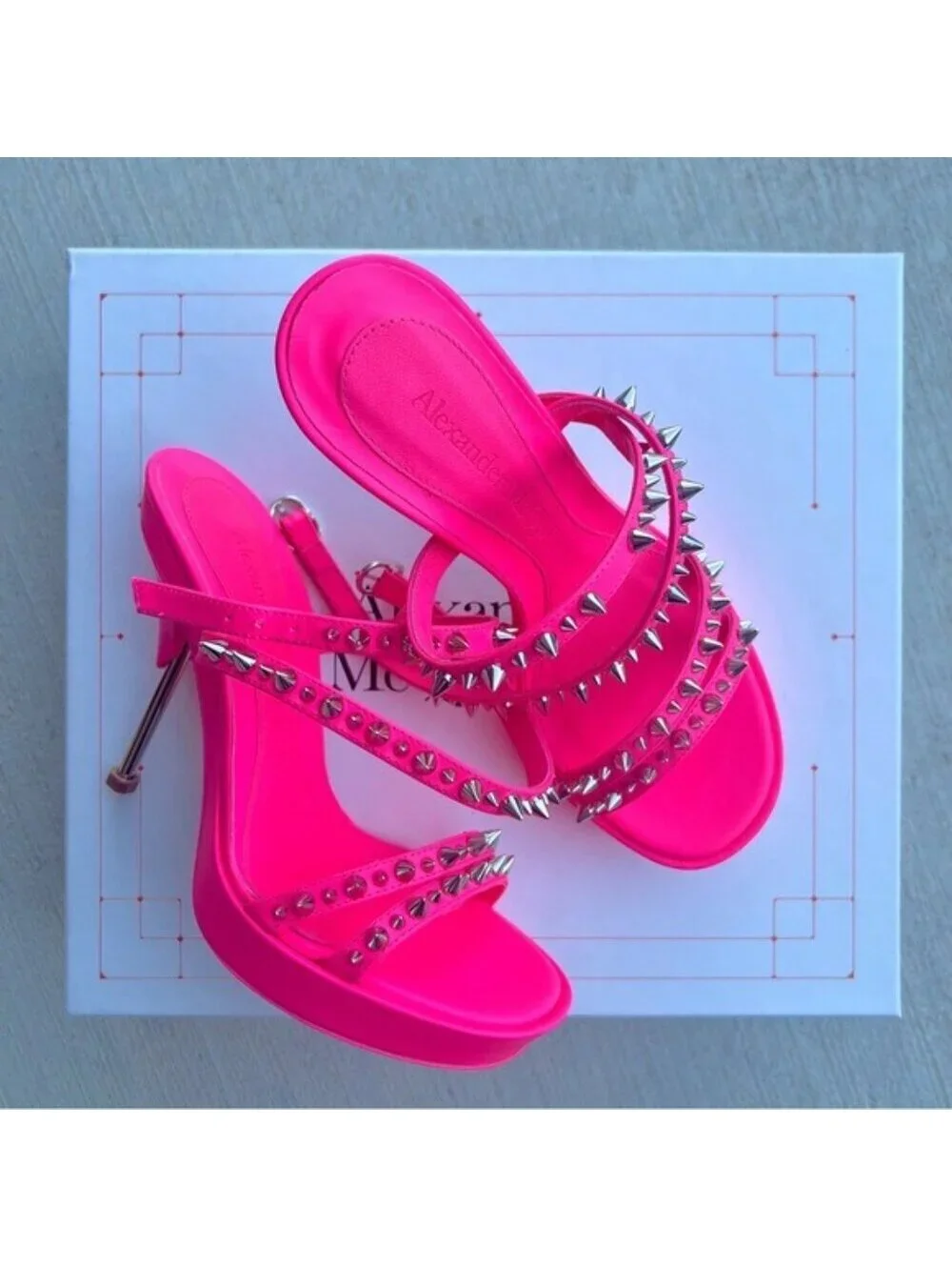 Alexander McQueen Platform Studded Strappy Sandals Metallic Pink EU 36 NWT $950